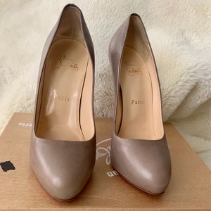 Christian Louboutin Feticha gray pumps